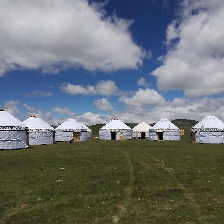 Yurt Camp Muras In Song Kol Lake Hotel Kochkor Exterior foto