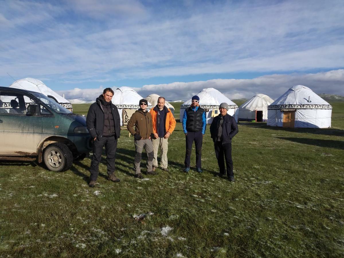 Yurt Camp Muras In Song Kol Lake Hotel Kochkor Exterior foto