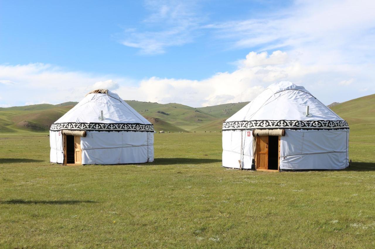 Yurt Camp Muras In Song Kol Lake Hotel Kochkor Exterior foto